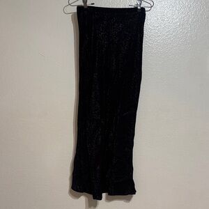 Forever 21 Black Satin Leopard Print Skirt